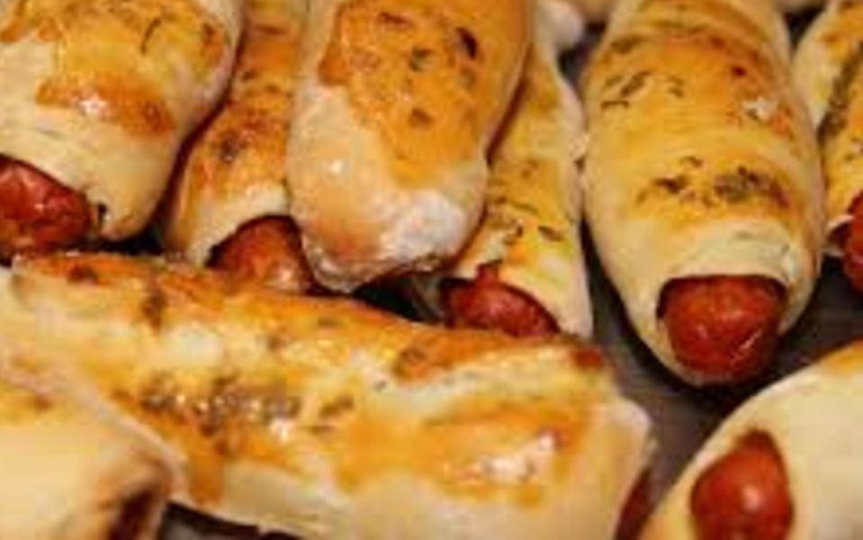 ENROLADO DE SALSICHA